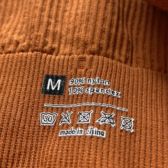 Cute copper workout/lounge set - Picture 3 of 3